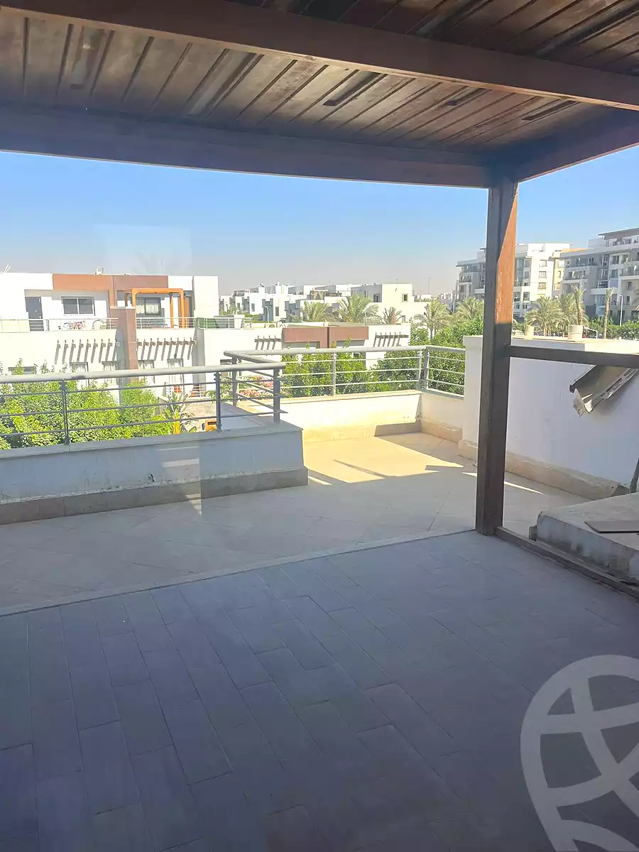 https://aqarmap.com.eg/ar/listing/7068815-for-sale-cairo-new-cairo-compounds-hyde-park-centre-ville-hyde-park