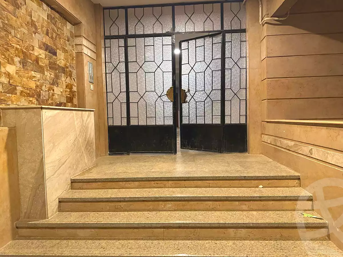 https://aqarmap.com.eg/ar/listing/7068835-for-sale-cairo-new-cairo-compounds-kmbwnd-rwd-lzhr