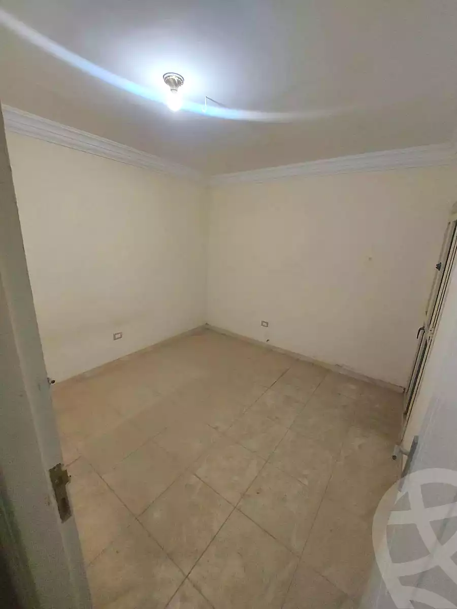 https://aqarmap.com.eg/ar/listing/7069054-for-rent-cairo-helwan-sherif-st
