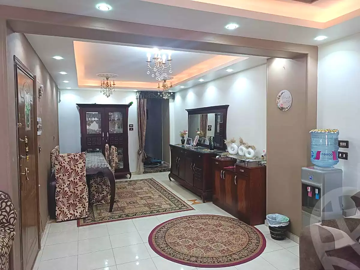 https://aqarmap.com.eg/en/listing/7069081-for-sale-cairo-helwan-helwan-el-sharkeya-zaki-hawas-st