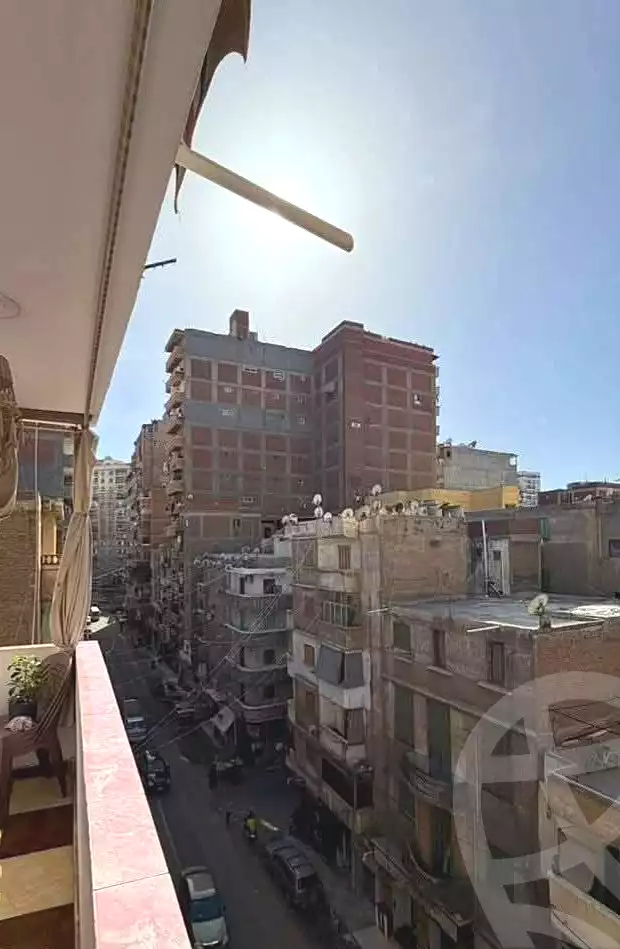 https://aqarmap.com.eg/ar/listing/7069111-for-sale-alexandria-moharram-bey