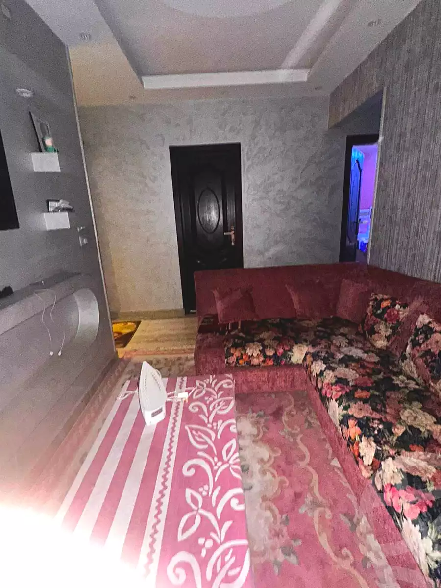 https://aqarmap.com.eg/en/listing/7069168-for-sale-cairo-helwan-helwan-el-sharkeya-heidar-st