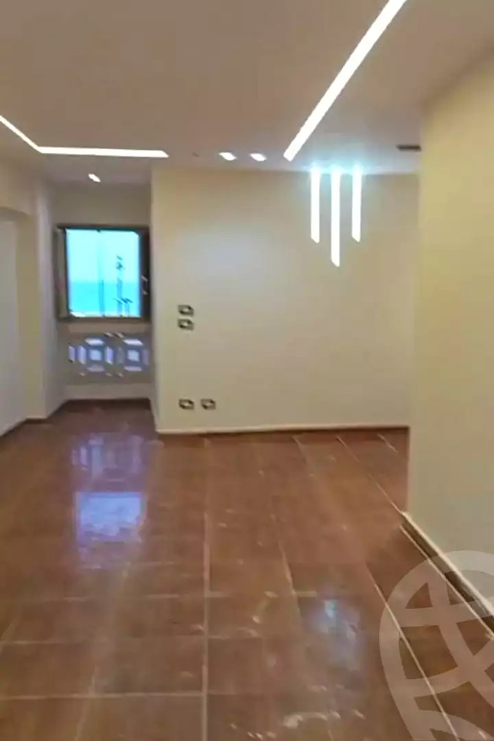 https://aqarmap.com.eg/ar/listing/7069277-for-sale-alexandria-el-mandara