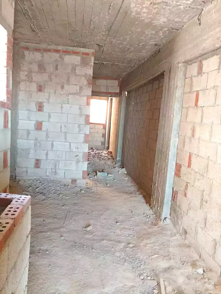 https://aqarmap.com.eg/ar/listing/7069828-for-sale-alexandria-al-agamy-el-hanouvel