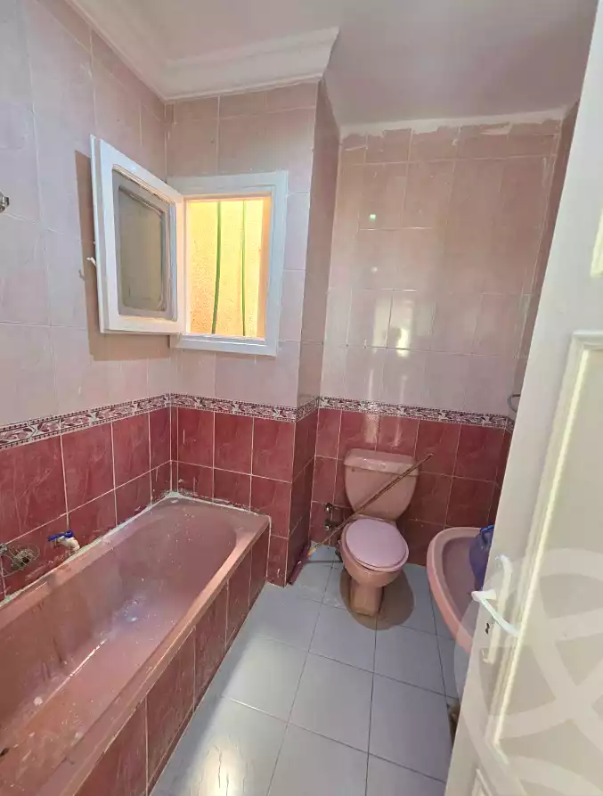 https://aqarmap.com.eg/ar/listing/7069928-for-sale-alexandria-al-agamy-shataa-el-nakheel
