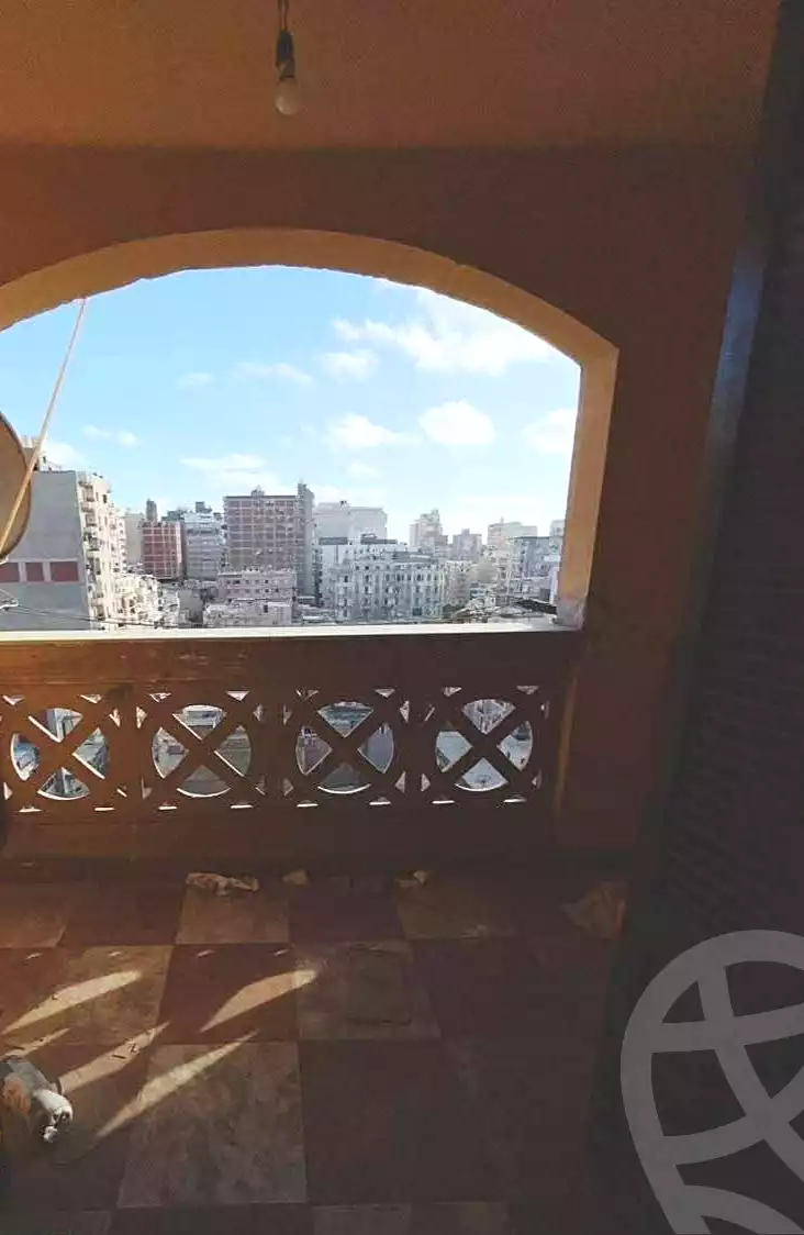 https://aqarmap.com.eg/ar/listing/7070021-for-sale-alexandria-camp-cesar-mamfeis-st