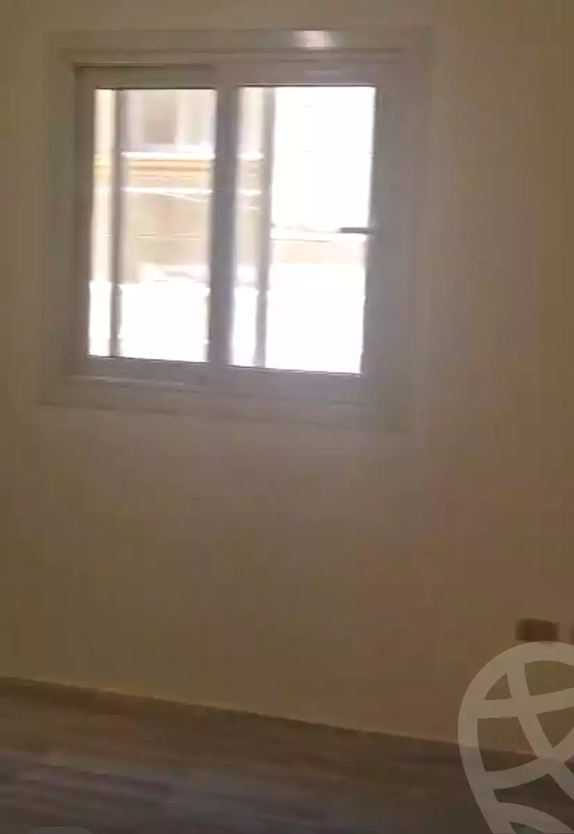 https://aqarmap.com.eg/en/listing/7070641-for-rent-cairo-new-cairo-first-settlement-mhwr-mstfy-kml