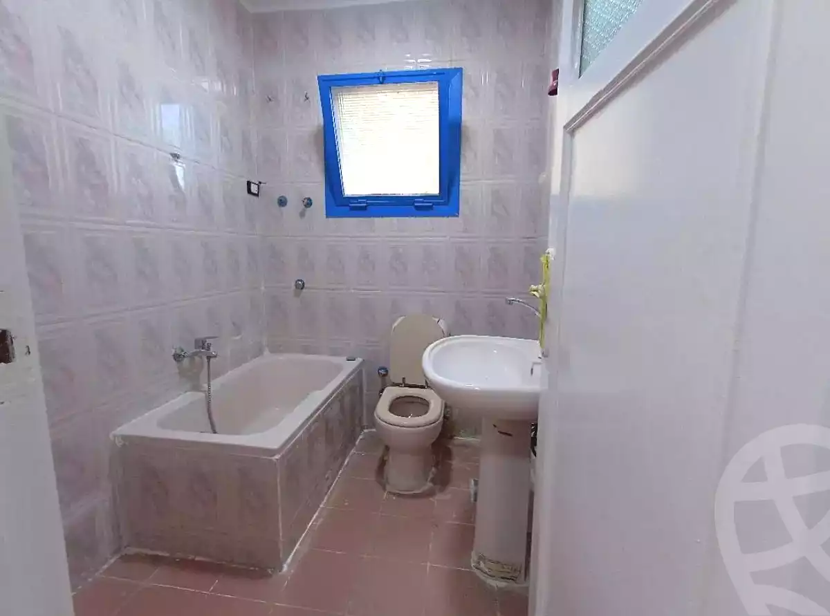 https://aqarmap.com.eg/ar/listing/7070783-for-sale-alexandria-al-agamy-shataa-el-nakheel