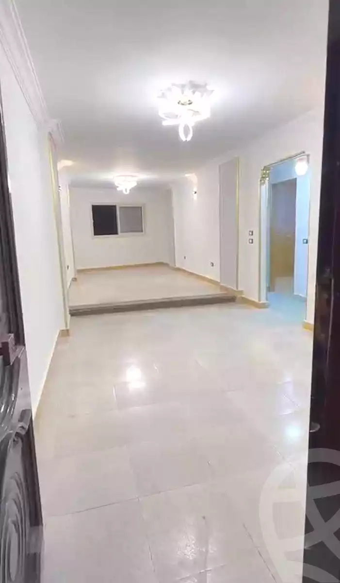 https://aqarmap.com.eg/ar/listing/7070800-for-sale-cairo-ain-shams-ain-shams-el-sharkia-el-zahraa-st