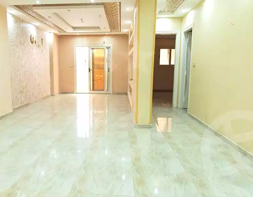 https://aqarmap.com.eg/ar/listing/7070815-for-sale-alexandria-camp-cesar-ahmed-kamha-st