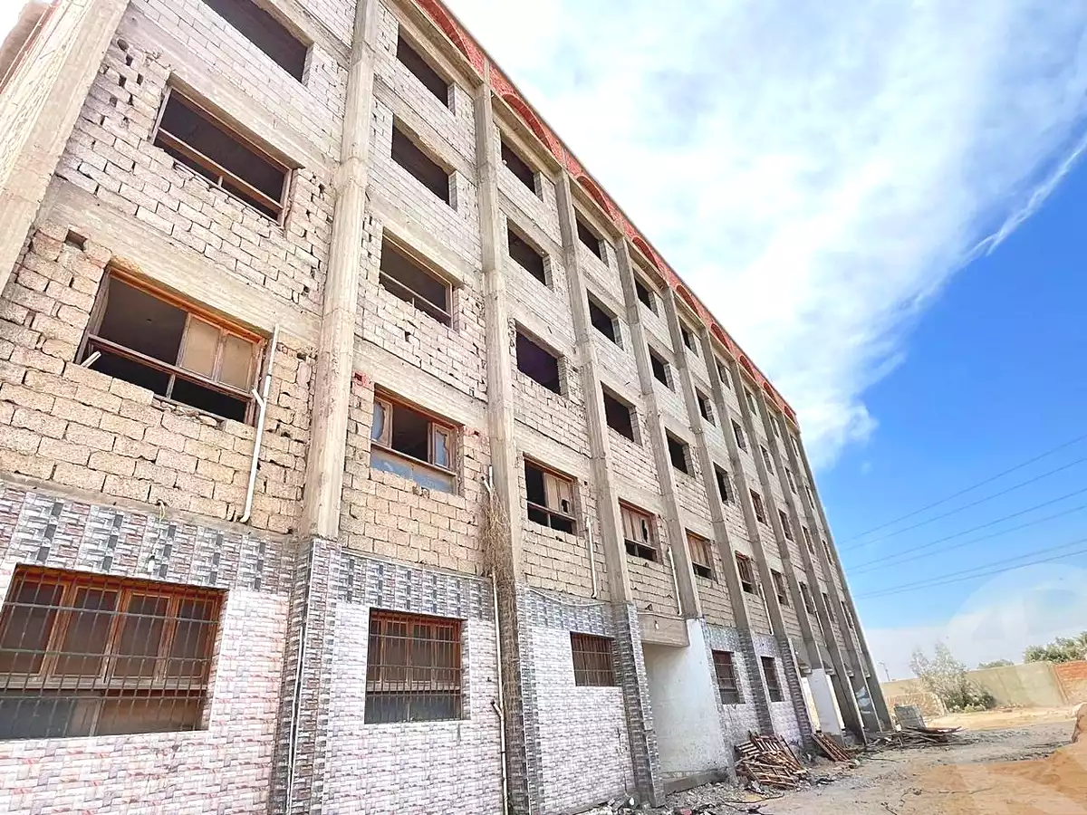 https://aqarmap.com.eg/ar/listing/7070786-for-sale-qalyubia-el-kanater-el-kheria-sndbes