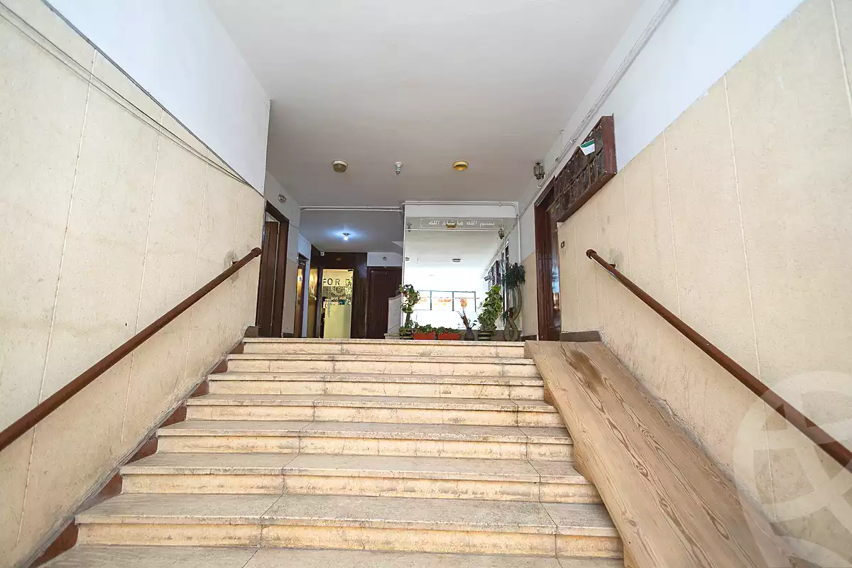 https://aqarmap.com.eg/ar/listing/7070923-for-sale-alexandria-smouha-ismail-sari-st