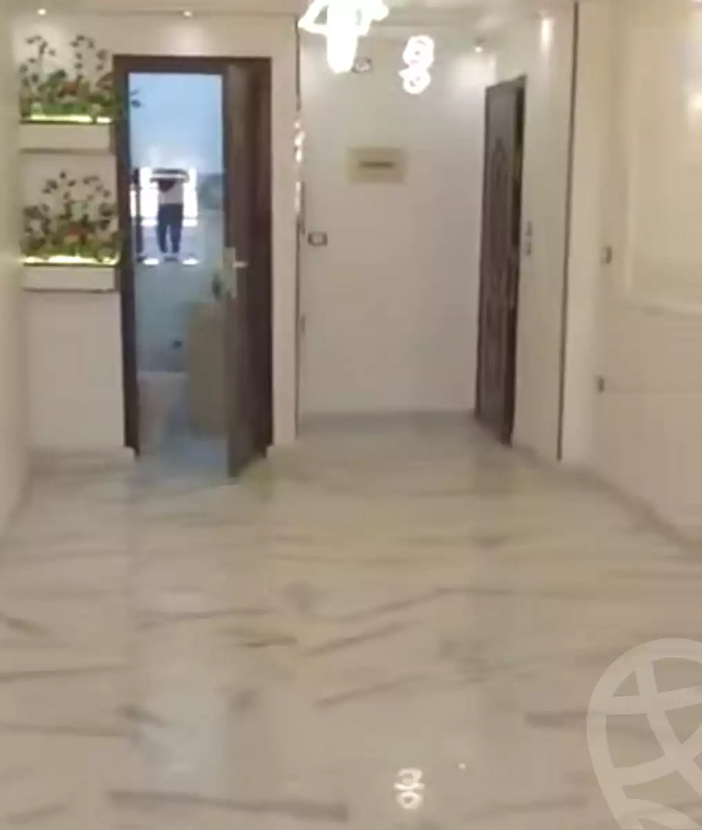 https://aqarmap.com.eg/ar/listing/7070947-for-sale-cairo-ain-shams-el-naam