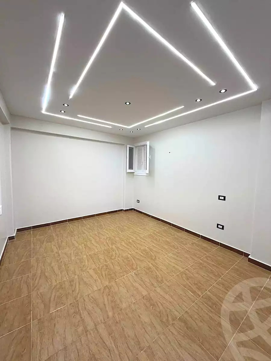 https://aqarmap.com.eg/ar/listing/7071344-for-sale-alexandria-el-asafra-l-sfr-bhry