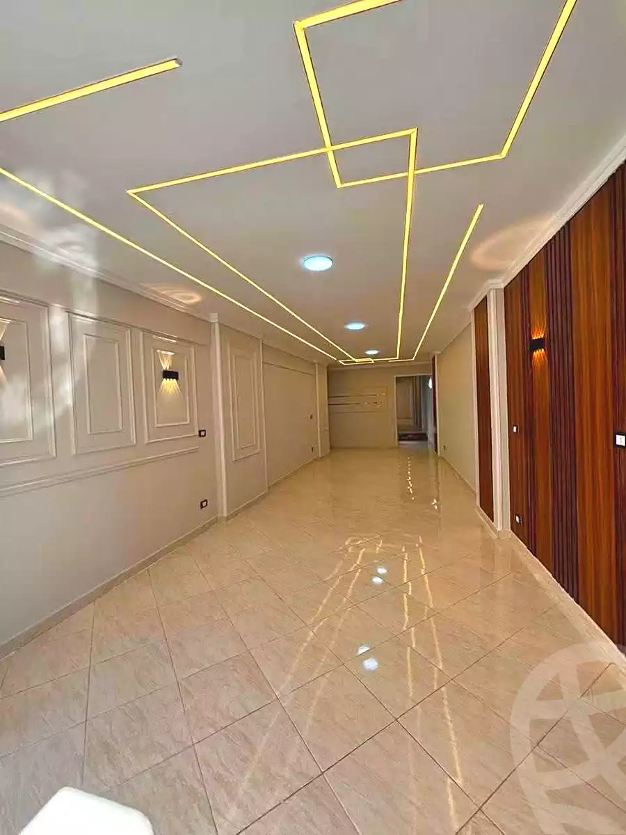 https://aqarmap.com.eg/ar/listing/7071379-for-sale-alexandria-miami-el-sebaey-st