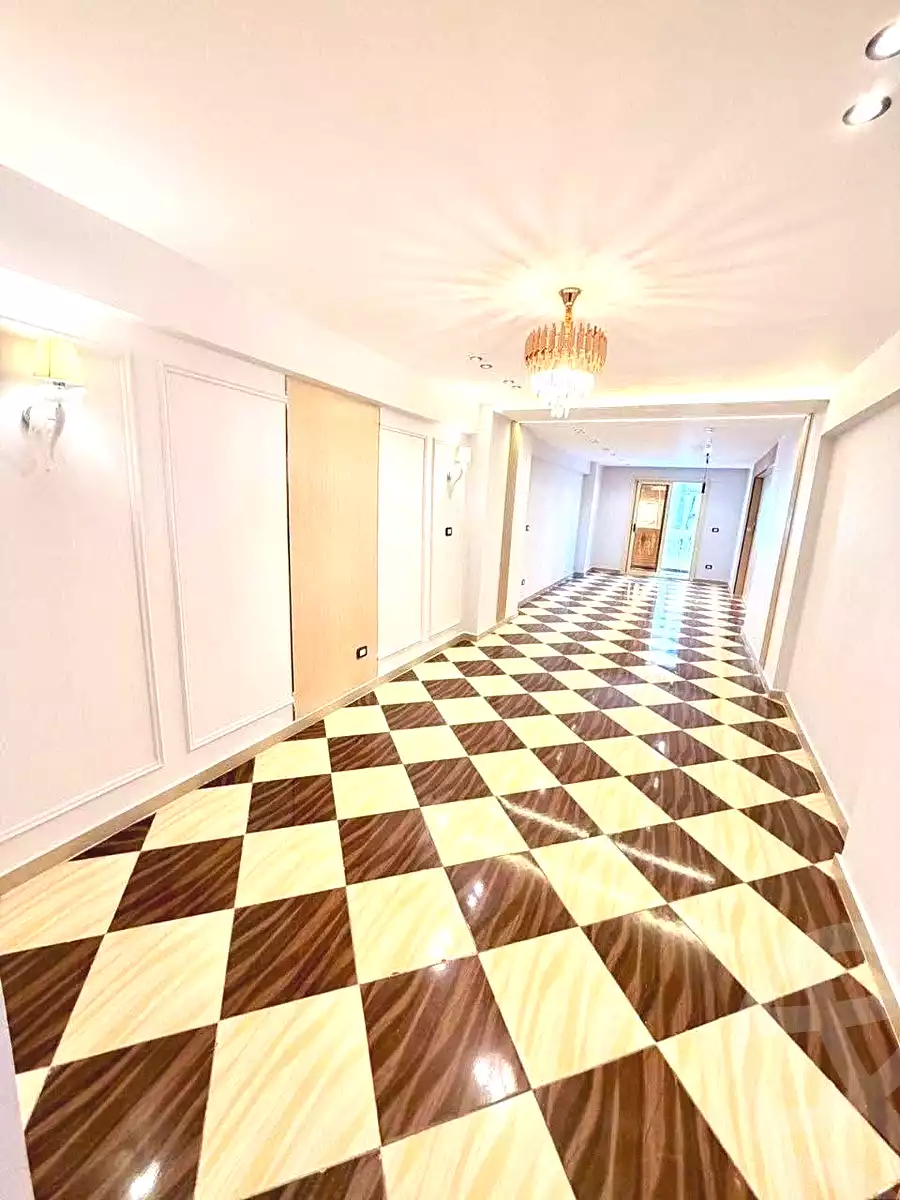 https://aqarmap.com.eg/en/listing/7071500-for-sale-alexandria-sydy-bshr-sydy-bshr-bhry-shr-khld-bn-lwlyd