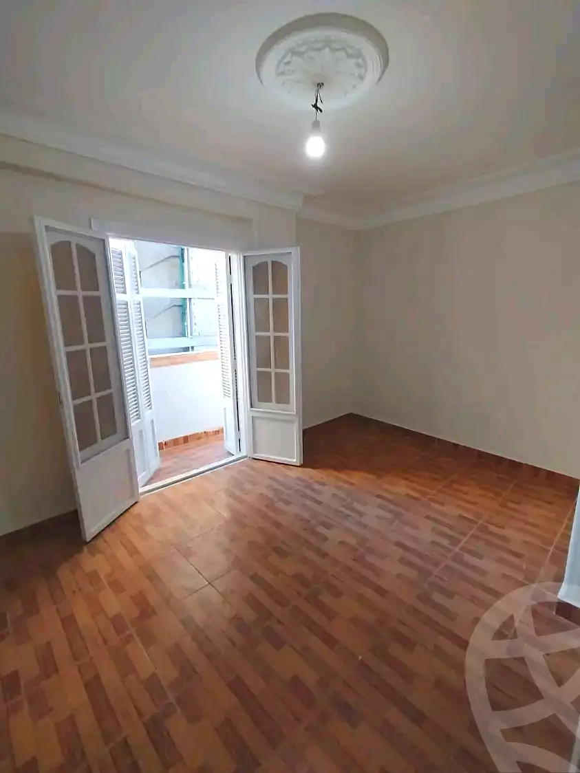 https://aqarmap.com.eg/en/listing/7071514-for-sale-alexandria-lsywf-el-falki