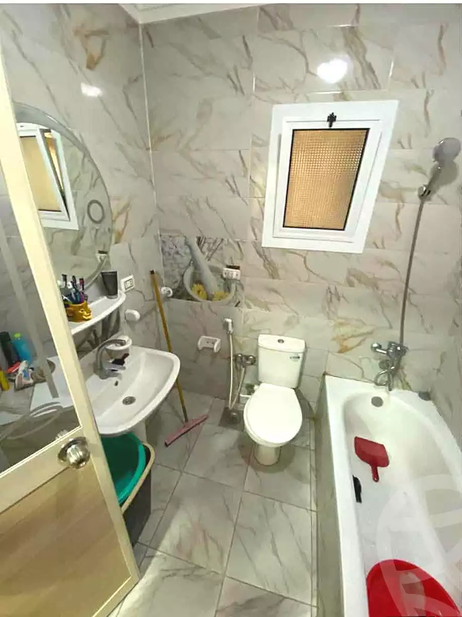 https://aqarmap.com.eg/en/listing/7071570-for-sale-alexandria-rs-ltyn