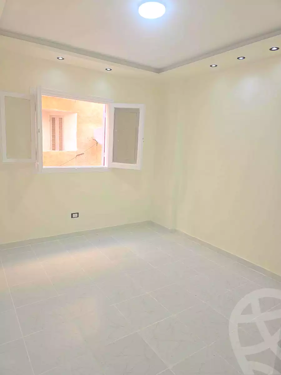 https://aqarmap.com.eg/en/listing/7071716-for-sale-alexandria-al-agamy-shataa-el-nakheel