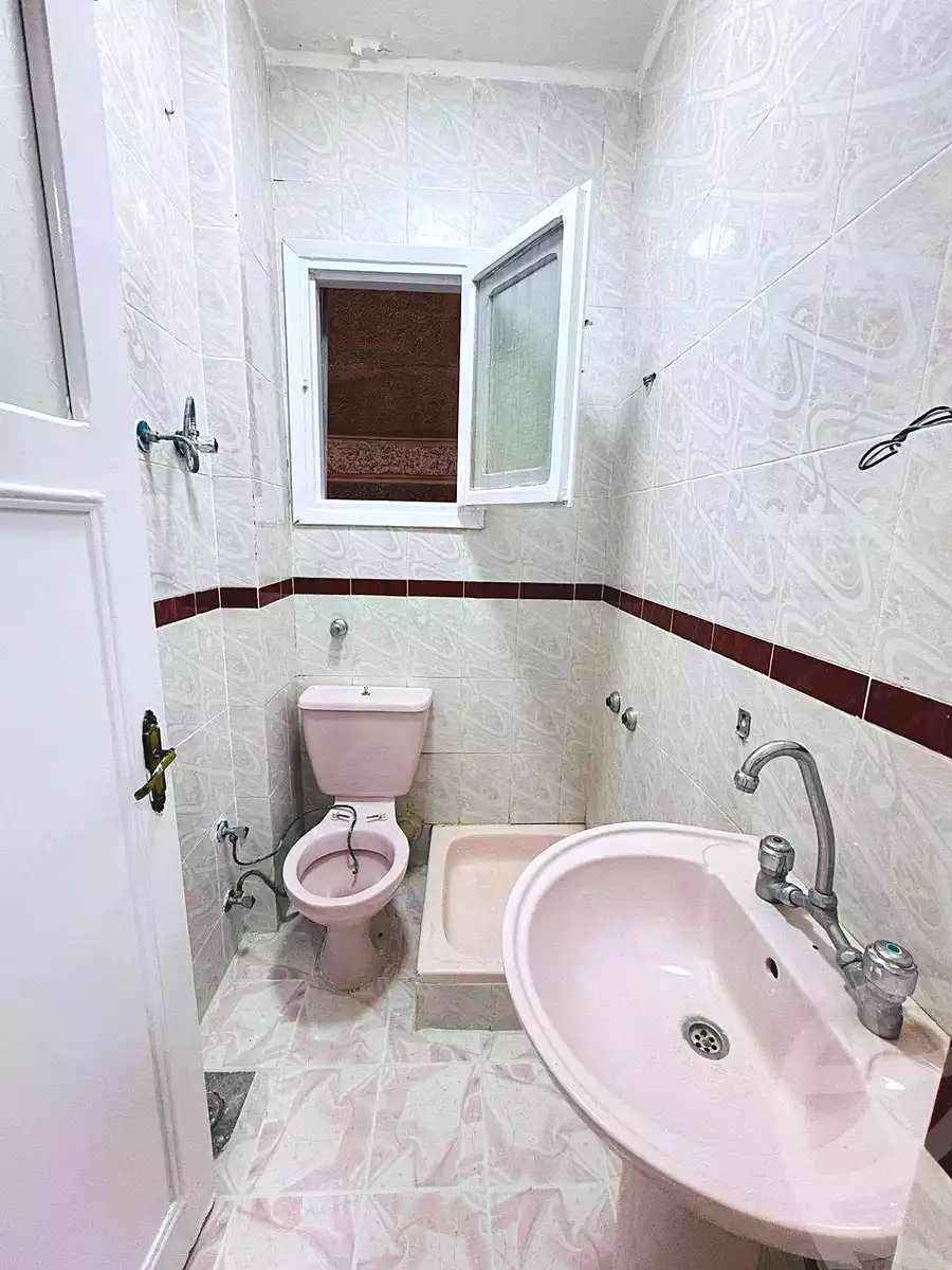 https://aqarmap.com.eg/ar/listing/7071948-for-sale-alexandria-al-agamy-shataa-el-nakheel