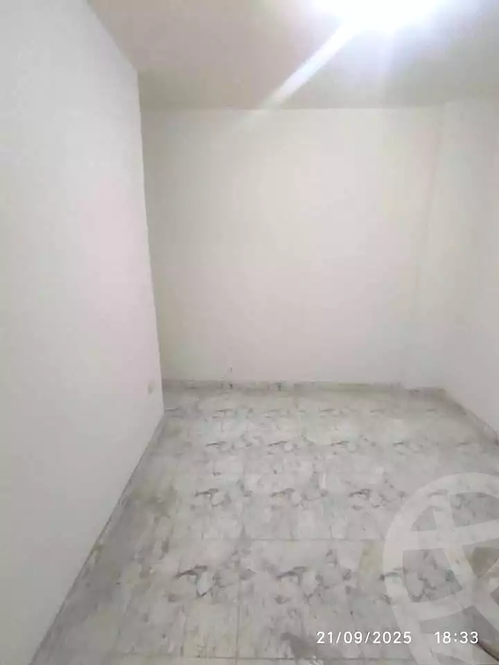 https://aqarmap.com.eg/ar/listing/7072020-for-sale-alexandria-el-asafra-l-sfr-qbly-street-30