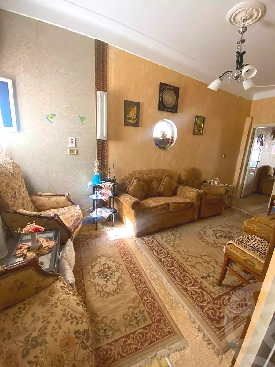 https://aqarmap.com.eg/en/listing/7072109-for-sale-alexandria-al-agamy-el-hanouvel-al-kwayta-st