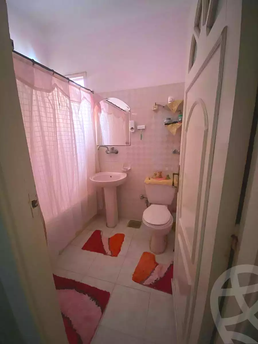 https://aqarmap.com.eg/en/listing/7072109-for-sale-alexandria-al-agamy-el-hanouvel-al-kwayta-st