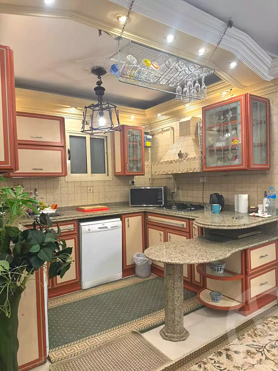 https://aqarmap.com.eg/ar/listing/7072379-for-rent-cairo-new-cairo-lrhb-city-mtdd-lrhb-phase-7