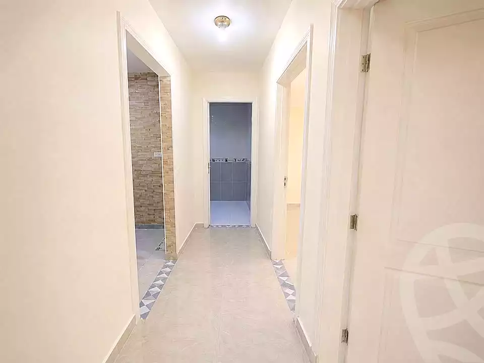https://aqarmap.com.eg/ar/listing/7072384-for-sale-cairo-ain-shams-ain-shams-el-sharkia