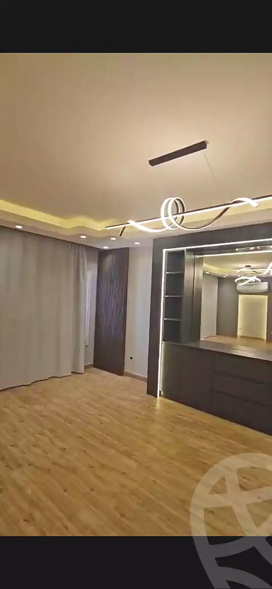 https://aqarmap.com.eg/ar/listing/7072531-for-sale-cairo-new-cairo-gharb-arabila-selim-st