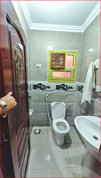 https://aqarmap.com.eg/ar/listing/7072593-for-sale-cairo-helwan-helwan-el-sharkeya-abd-el-rahman-pasha-st