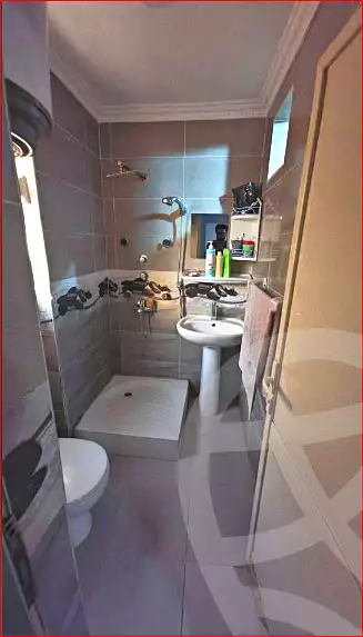 https://aqarmap.com.eg/ar/listing/7072593-for-sale-cairo-helwan-helwan-el-sharkeya-abd-el-rahman-pasha-st
