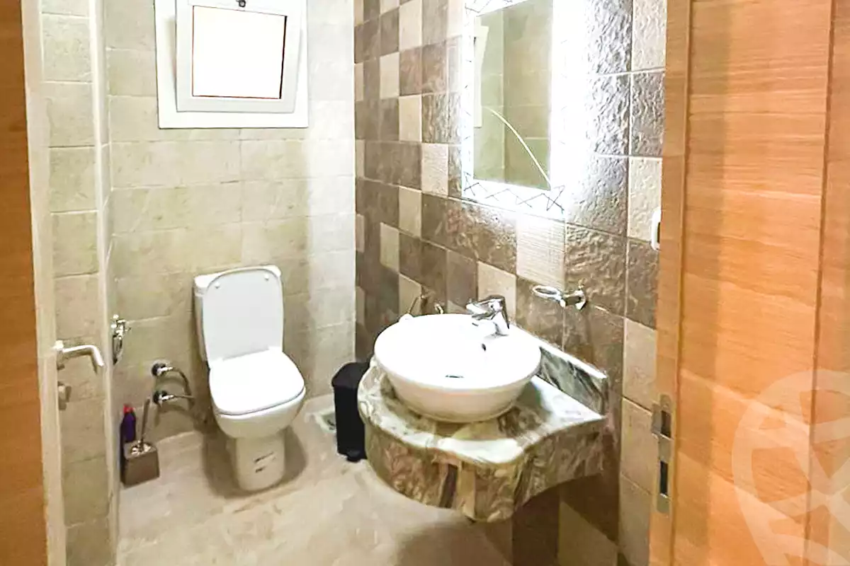 3 BR Chalet in Downtown New Alamein, photo 9 of 10