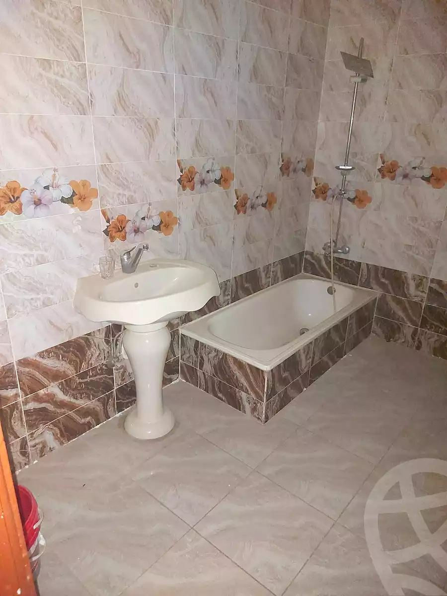 https://aqarmap.com.eg/ar/listing/7072920-for-sale-cairo-helwan-helwan-el-sharkeya-el-maraghi-st