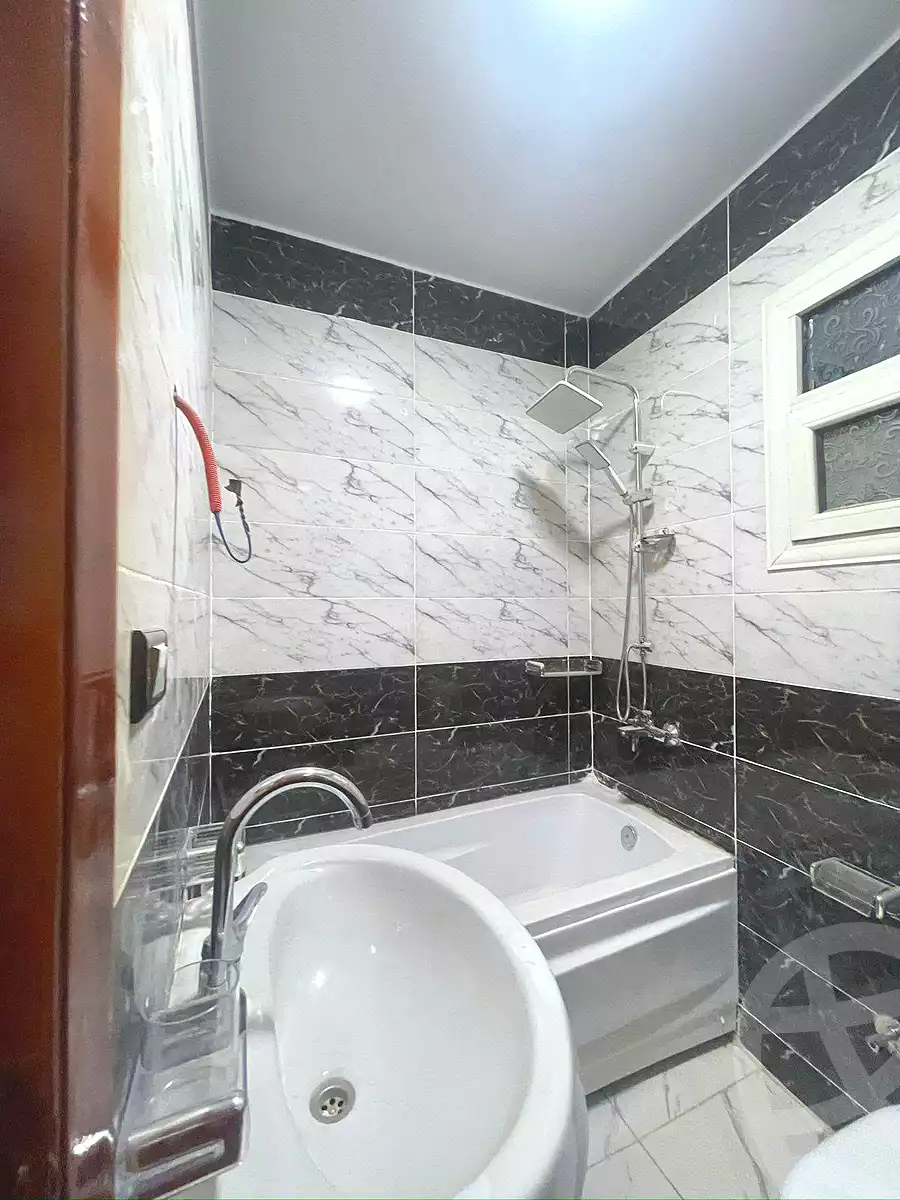 https://aqarmap.com.eg/en/listing/7072989-for-sale-cairo-elnozha-Streettt-27