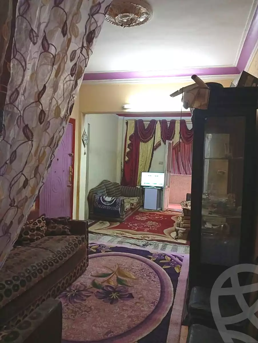 https://aqarmap.com.eg/ar/listing/7073001-for-sale-cairo-helwan-hadayek-helwan-el-khashab-canal