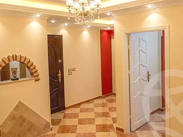 https://aqarmap.com.eg/ar/listing/7073016-for-sale-alexandria-new-miami-street-10