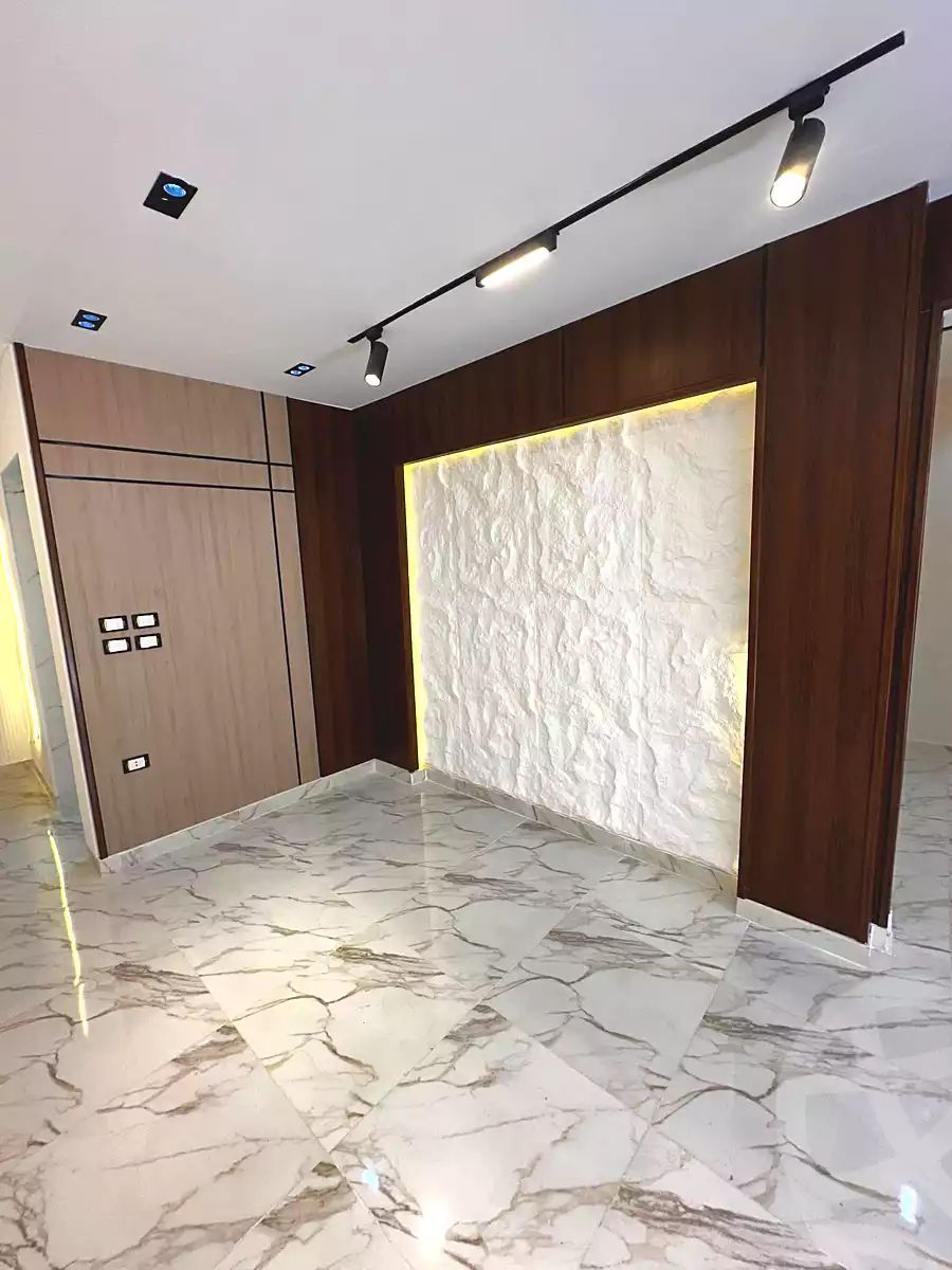 https://aqarmap.com.eg/en/listing/7073092-for-sale-alexandria-al-agamy-lbytsh-shahr-al-assal-st