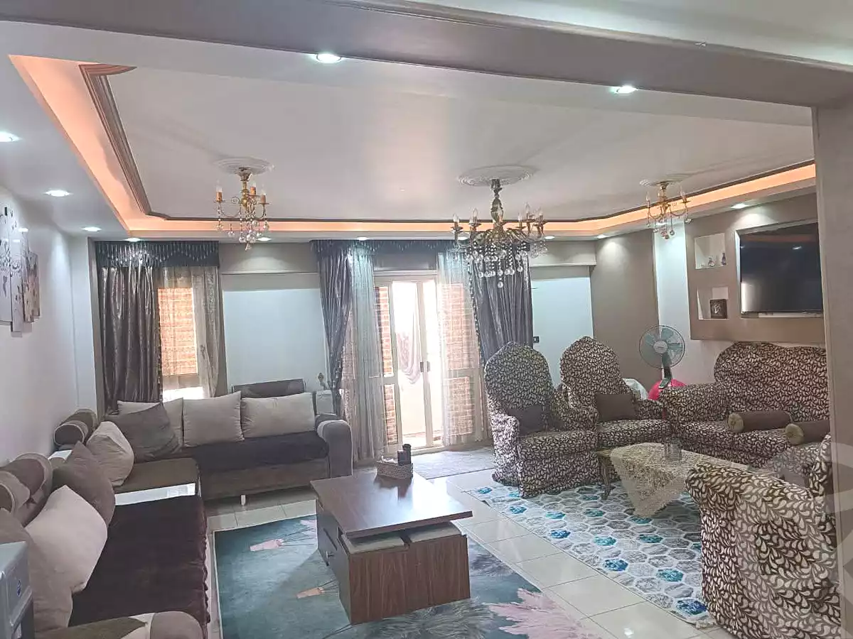 https://aqarmap.com.eg/ar/listing/7073239-for-sale-cairo-helwan-helwan-el-sharkeya-zaki-hawas-st