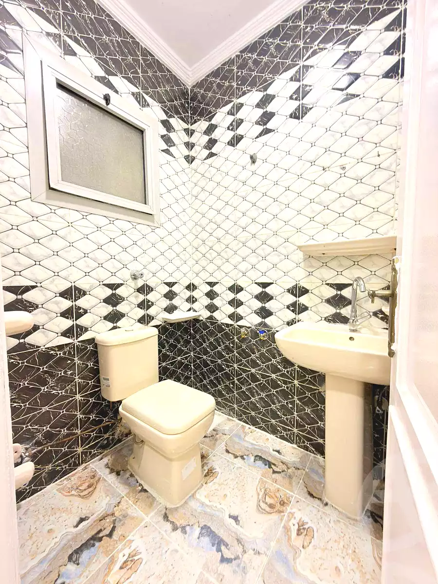 https://aqarmap.com.eg/ar/listing/7073389-for-sale-alexandria-al-agamy-shataa-el-nakheel