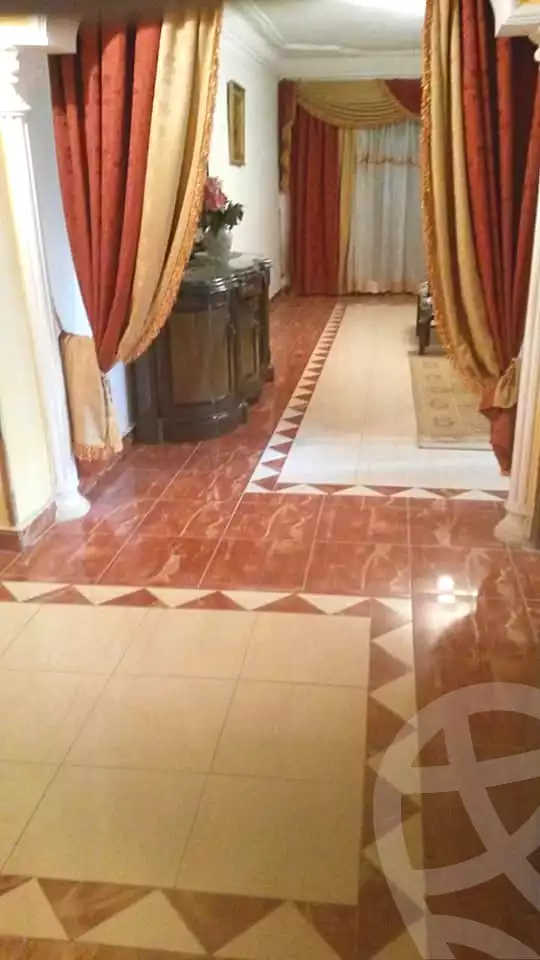 https://aqarmap.com.eg/en/listing/7073568-for-sale-alexandria-al-agamy-bw-ywsf