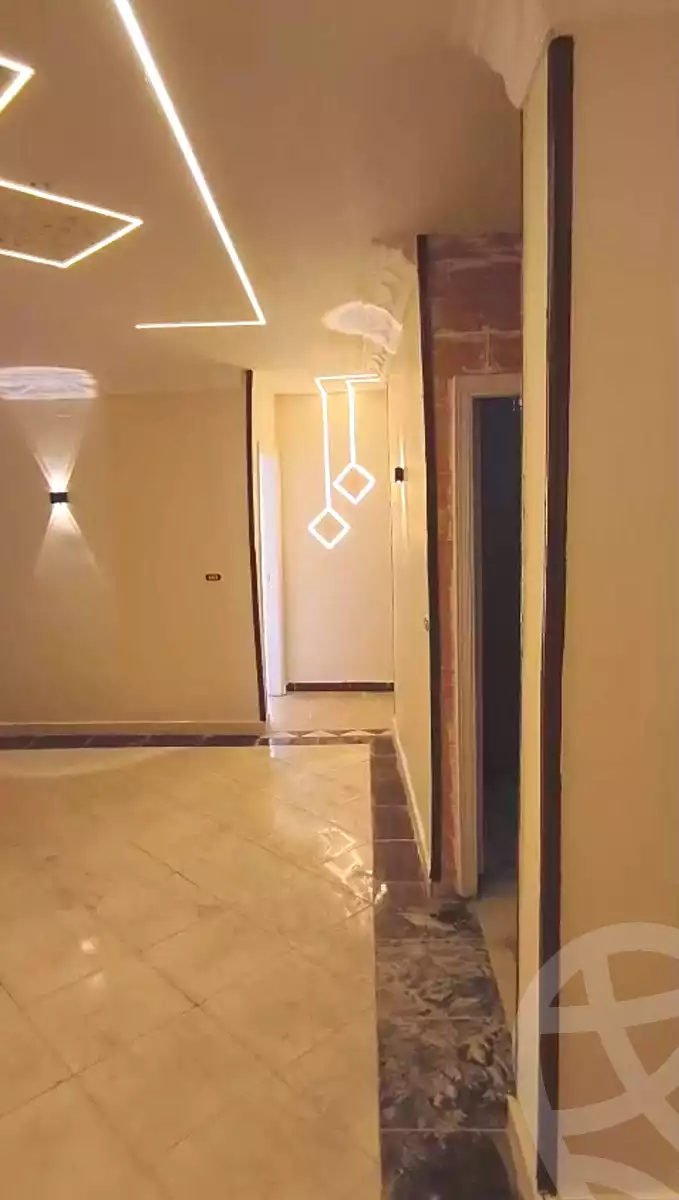 https://aqarmap.com.eg/en/listing/7073601-for-sale-alexandria-al-agamy-el-hanouvel-el-warsha-st