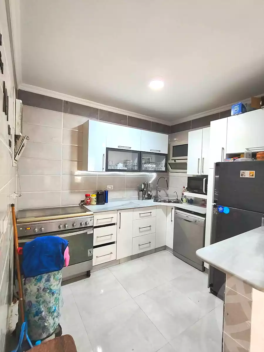 https://aqarmap.com.eg/en/listing/7073835-for-sale-cairo-ain-shams-ahmed-esmat-st