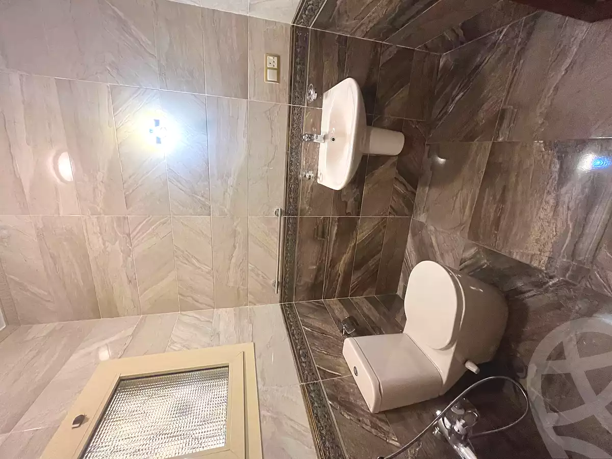 https://aqarmap.com.eg/ar/listing/7073885-for-rent-cairo-el-sheikh-zayed-city-el-hay-elthamen-area-3