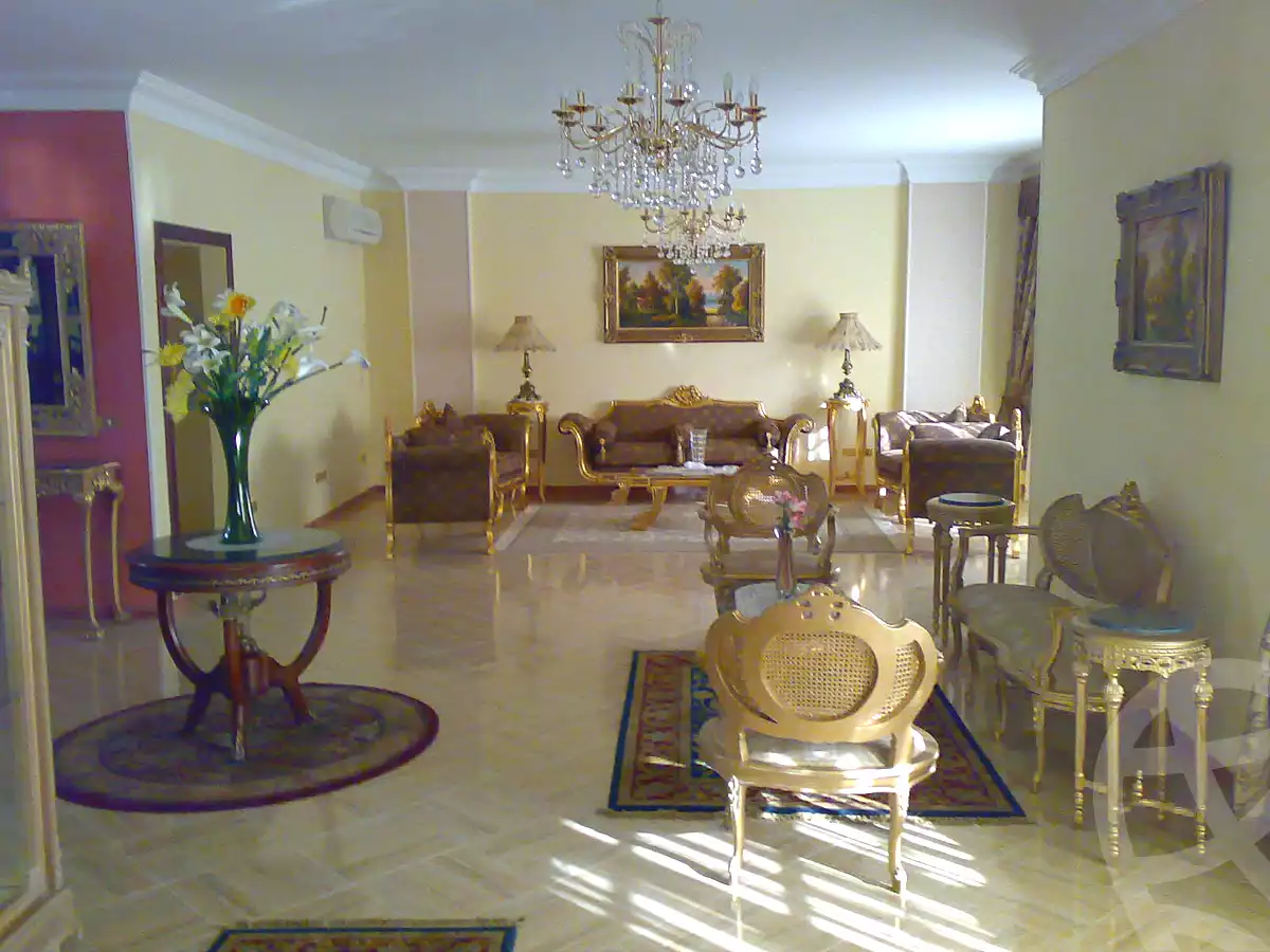 https://aqarmap.com.eg/ar/listing/7073909-for-sale-cairo-new-cairo-el-ahyaa-third-neighborhood-street-2