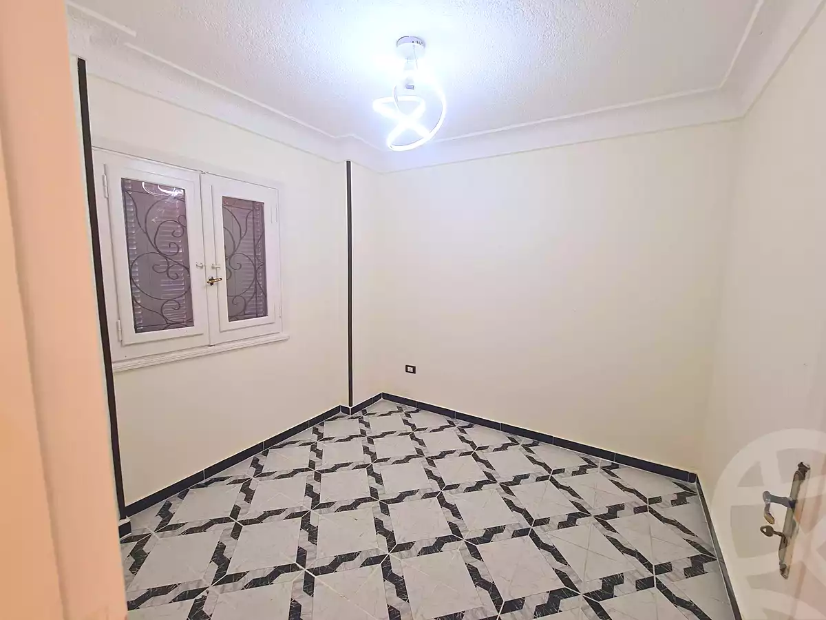 https://aqarmap.com.eg/en/listing/7073933-for-sale-alexandria-al-agamy-shataa-el-nakheel