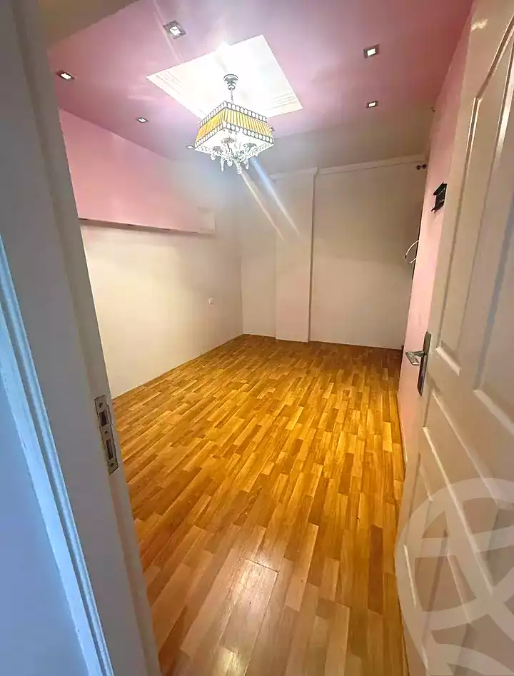 https://aqarmap.com.eg/ar/listing/7074221-for-sale-alexandria-sydy-bshr-sydy-bshr-bhry