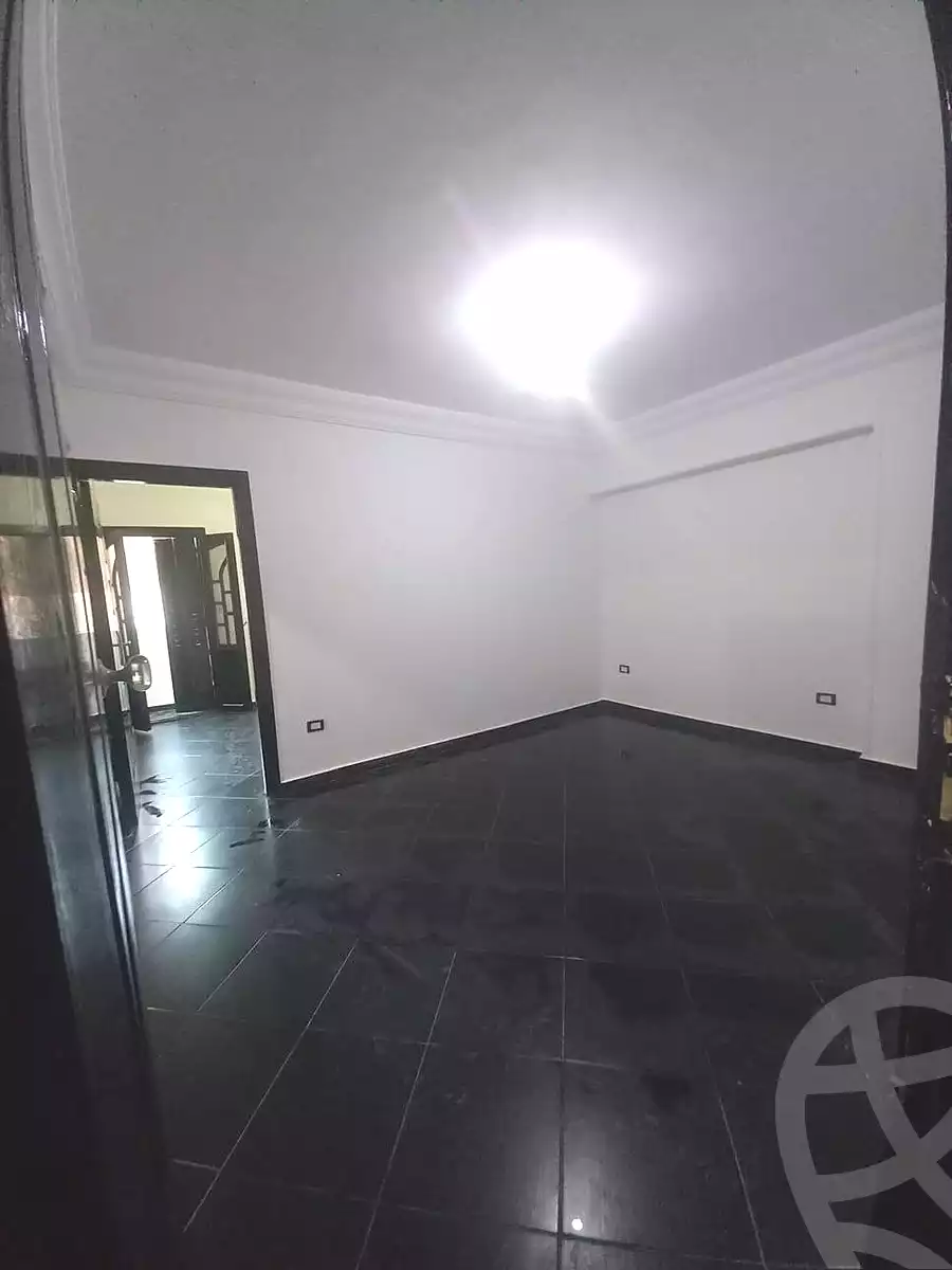 https://aqarmap.com.eg/ar/listing/7074275-for-sale-alexandria-lsywf-el-falki