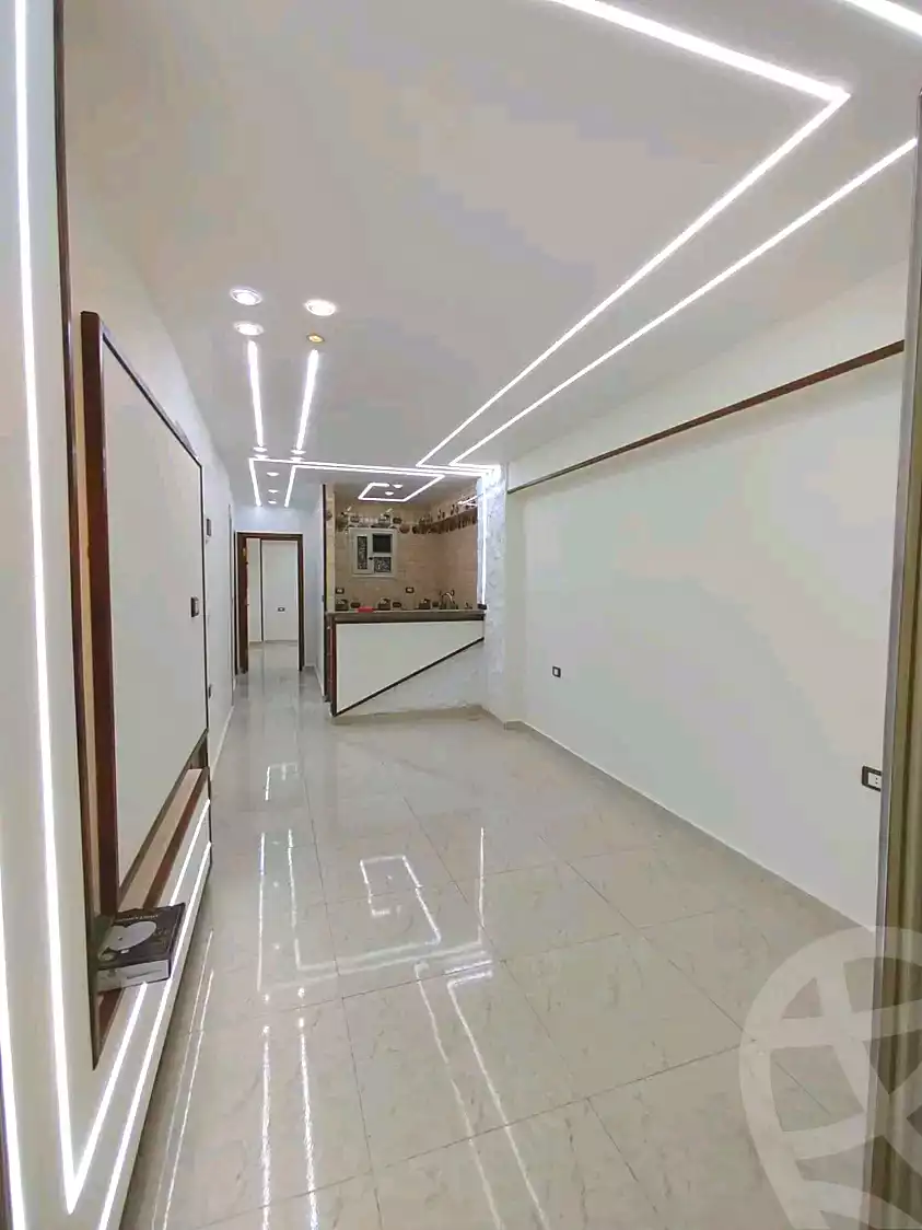 https://aqarmap.com.eg/ar/listing/7074440-for-sale-alexandria-lsywf-el-falki
