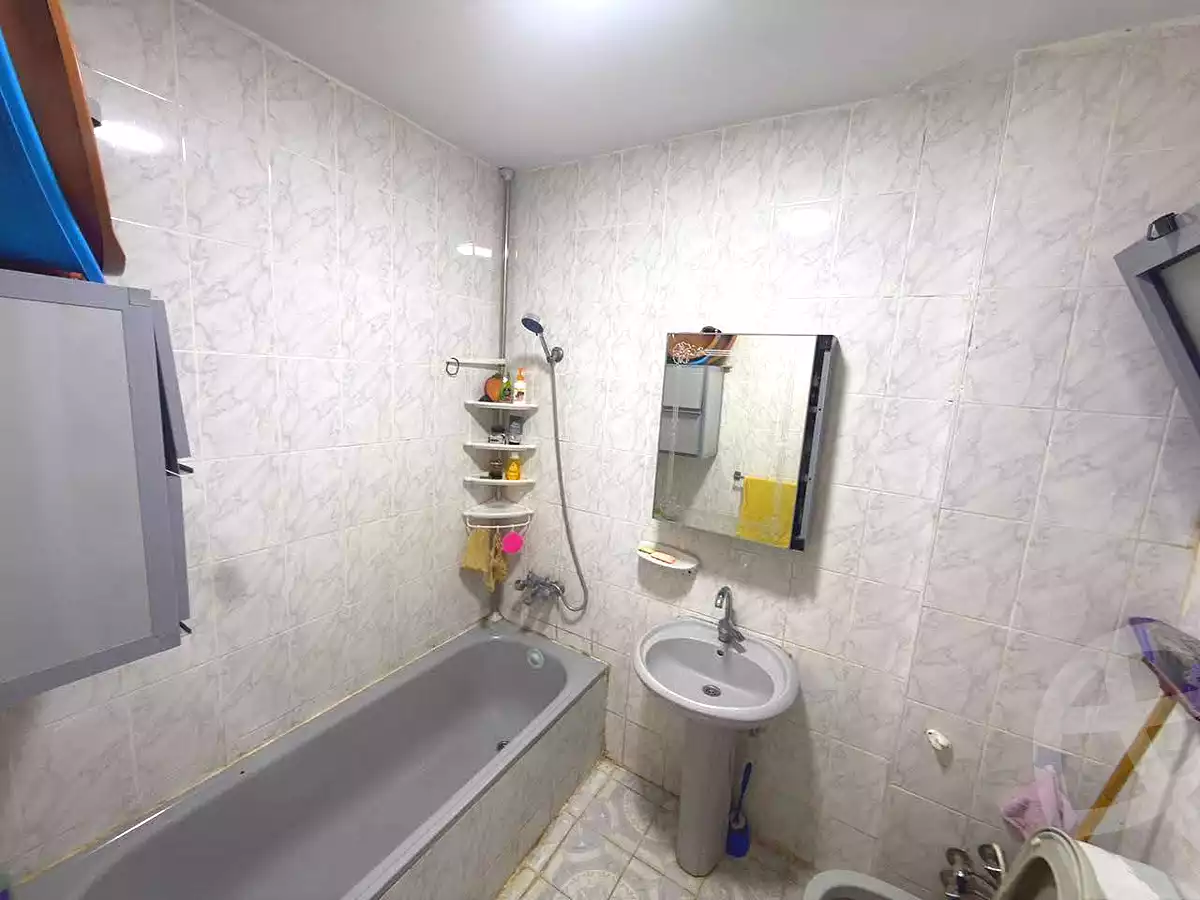 https://aqarmap.com.eg/ar/listing/7074437-for-sale-alexandria-al-agamy-lbytsh-princess-st